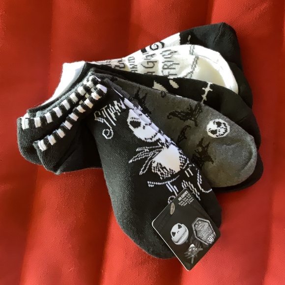 The Nightmare Before Christmas 30th 5 pair No show Socks - Picture 1 of 6